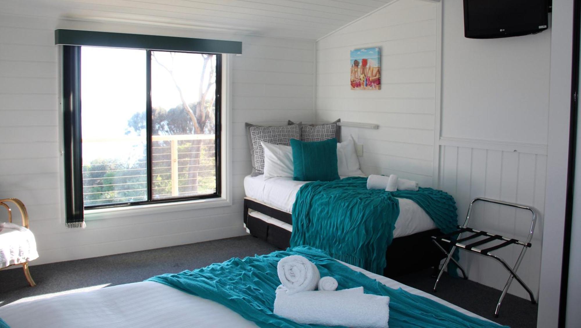 Kingfisher Cottage Beachfront At The Binalong Bay Buitenkant foto